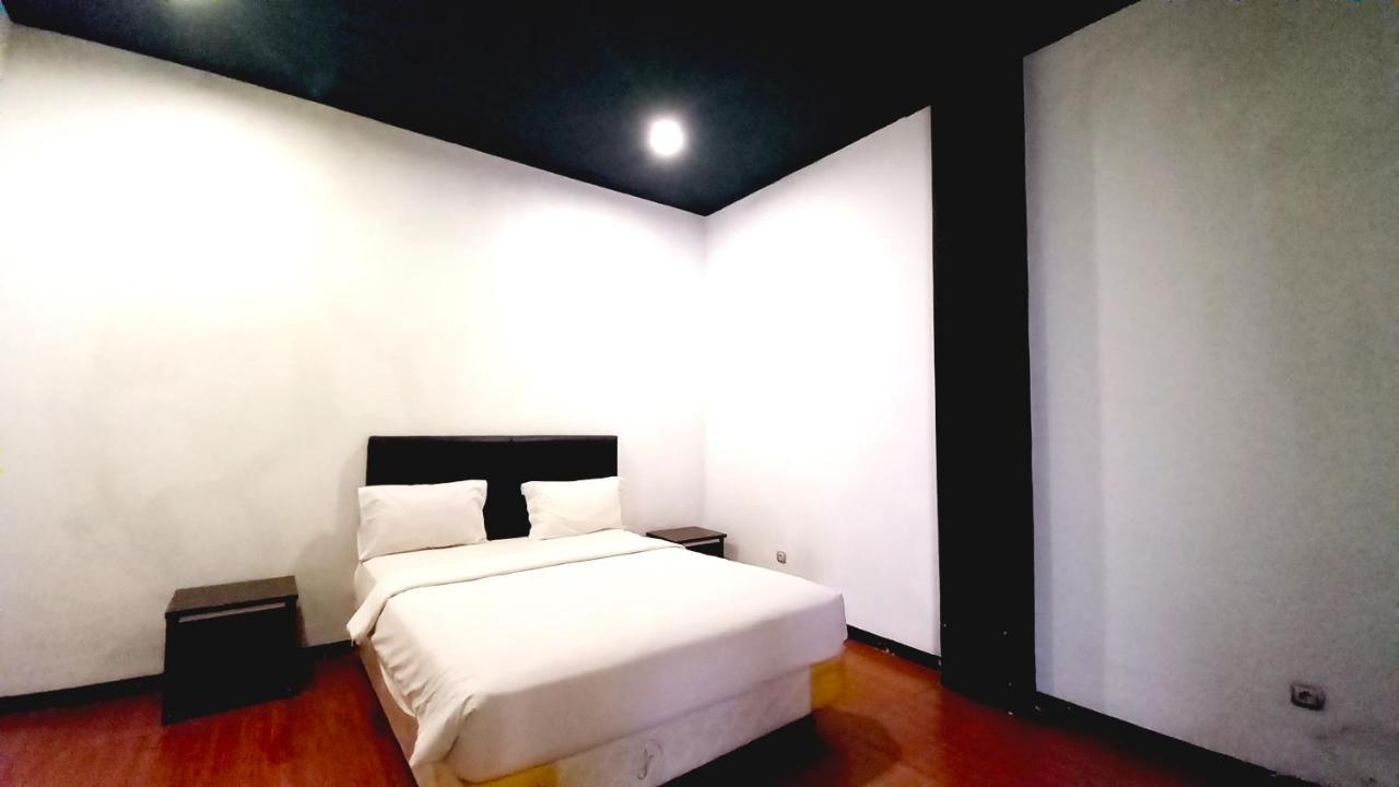 Dc Hotel & Hostel Labuan Bajo Exteriér fotografie