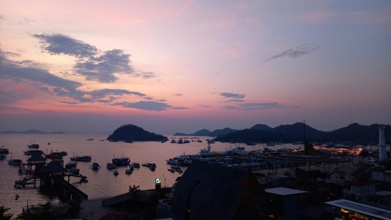 Dc Hotel & Hostel Labuan Bajo Exteriér fotografie